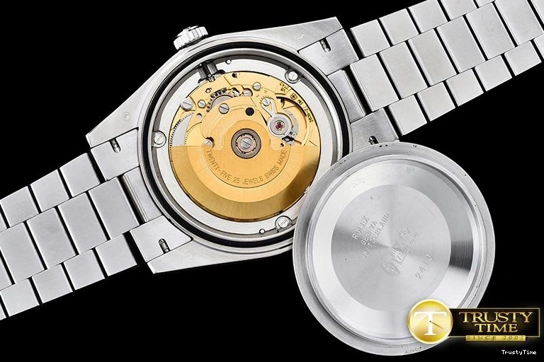 1104 RDD0206B – DayDate Bright 672